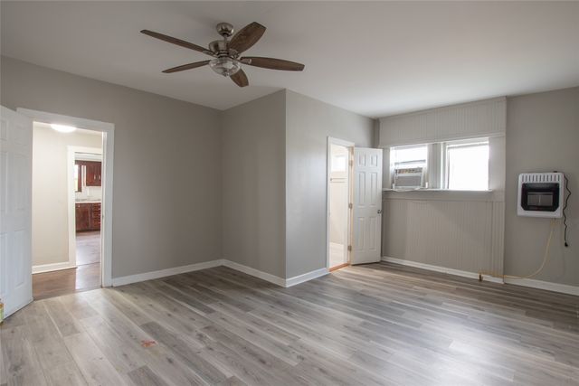 400 W Main Street, Honey Grove, TX 75446