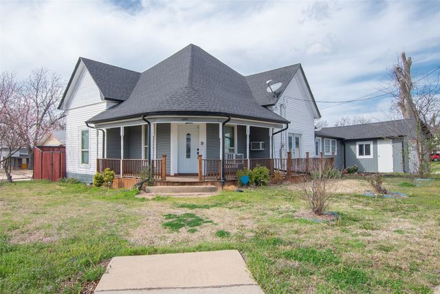 400 W Main Street, Honey Grove, TX 75446