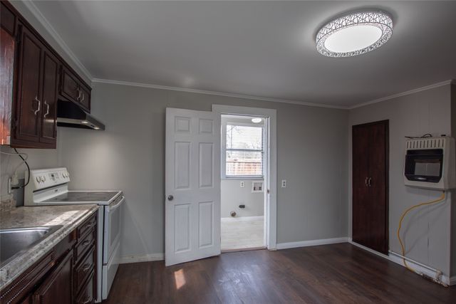 400 W Main Street, Honey Grove, TX 75446