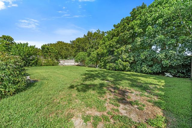 1171 Kinglet Terrace, Wellington, FL 33414