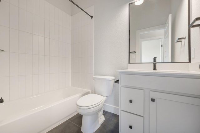 311 Flowering Senna DR, Buda, TX 78610