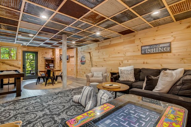 119 Summit Street, Ellijay, GA 30540