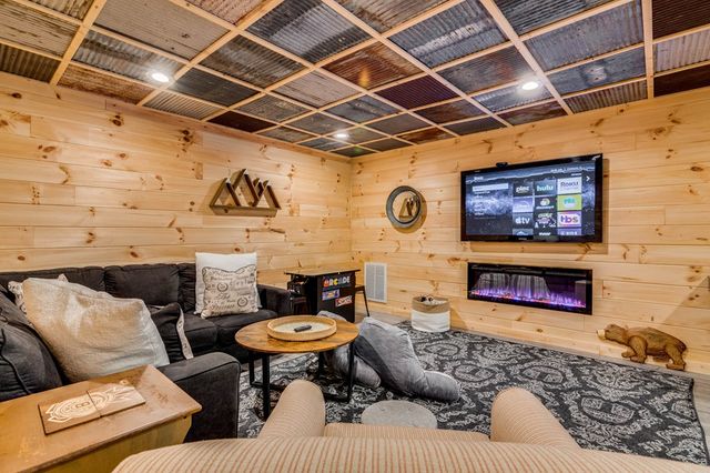 119 Summit Street, Ellijay, GA 30540
