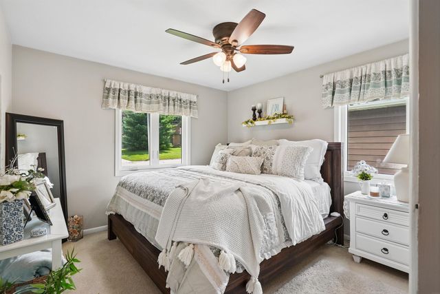 1515 W 8th Street, Cedar Falls, IA 50613