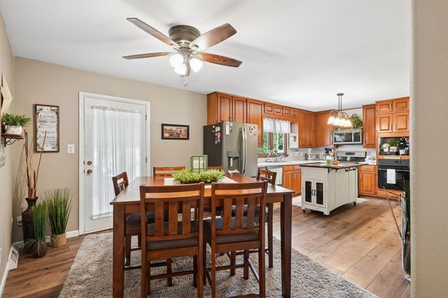 1515 W 8th Street, Cedar Falls, IA 50613