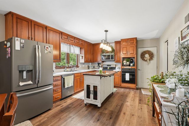 1515 W 8th Street, Cedar Falls, IA 50613