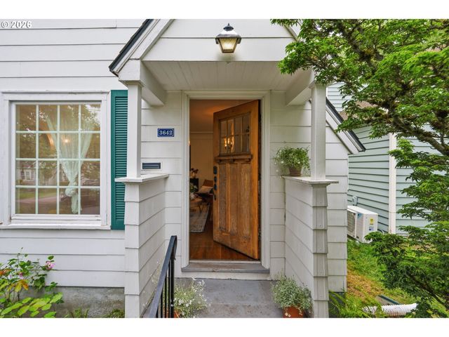 3642 Se 37TH Ave, Portland, OR 97202