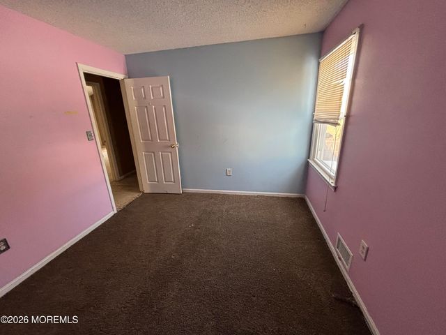 18 Plymouth Drive, Howell, NJ 07731