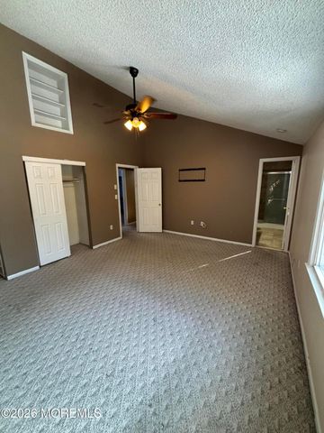 18 Plymouth Drive, Howell, NJ 07731