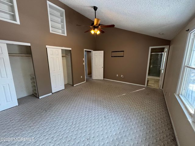 18 Plymouth Drive, Howell, NJ 07731