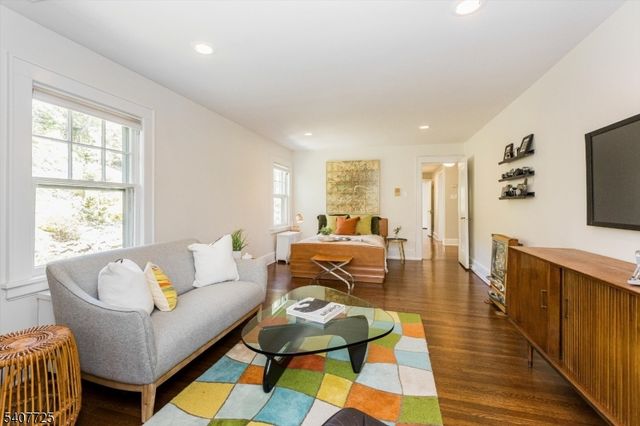 237 Underhill Rd, South Orange Village Twp., NJ 07079