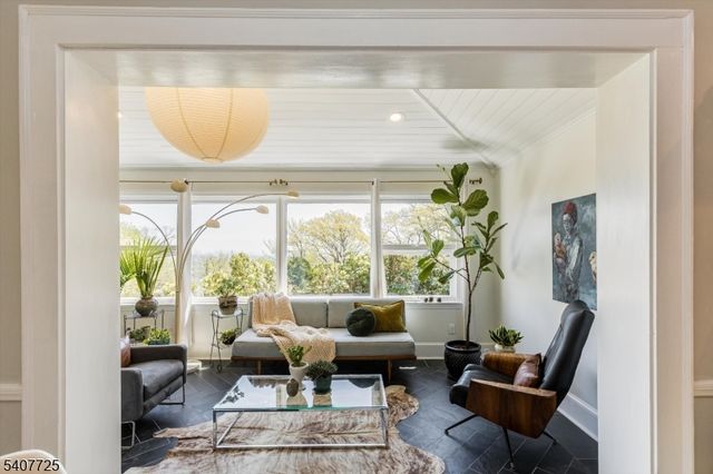 237 Underhill Rd, South Orange Village Twp., NJ 07079