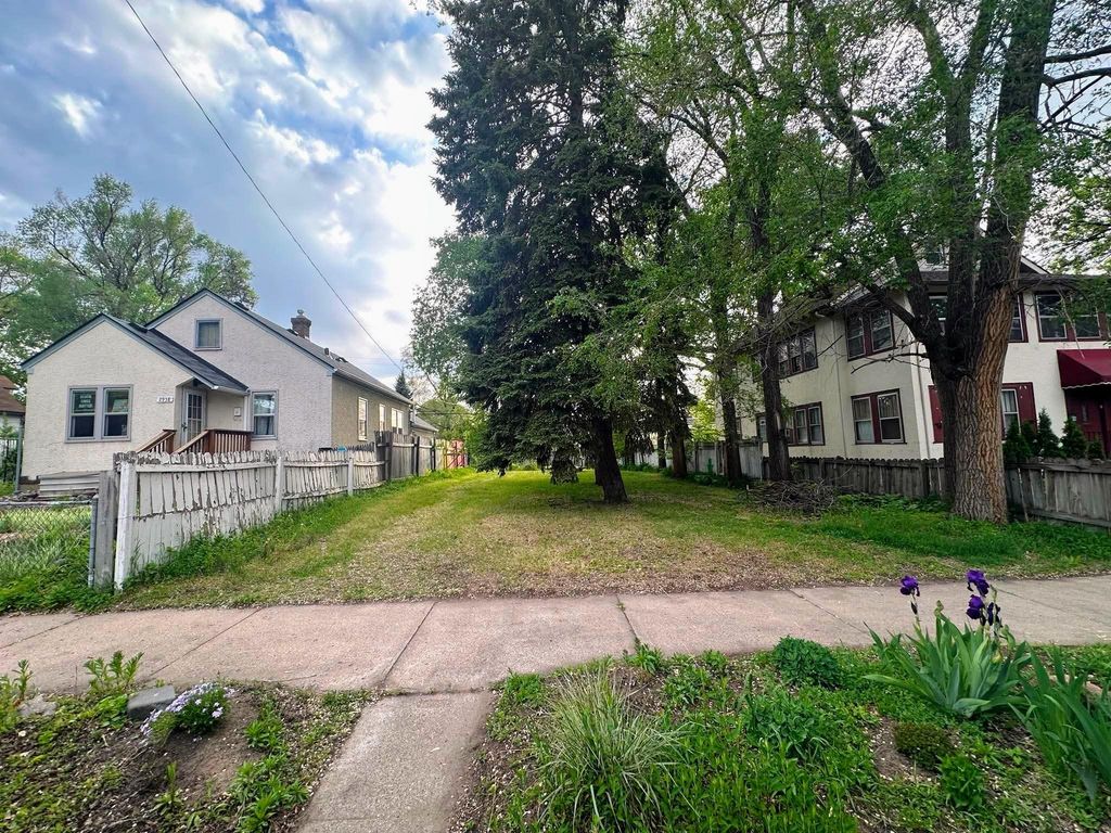 2942 Tyler Street NE, Minneapolis, MN 55418