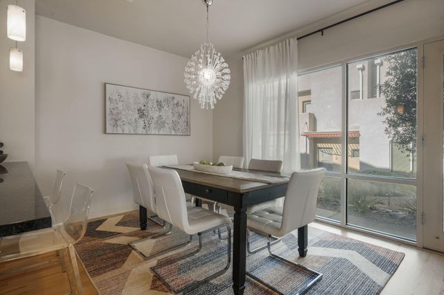 216 Aliso Drive SE, Albuquerque, NM 87108