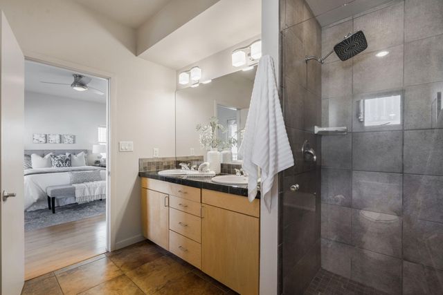 216 Aliso Drive SE, Albuquerque, NM 87108