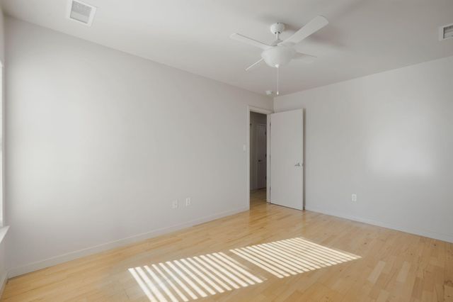 216 Aliso Drive SE, Albuquerque, NM 87108