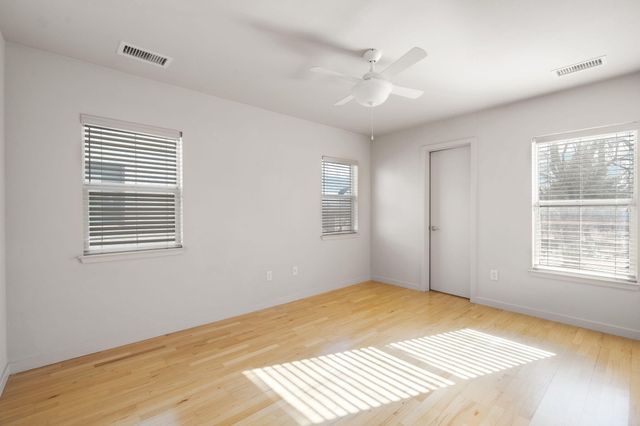 216 Aliso Drive SE, Albuquerque, NM 87108