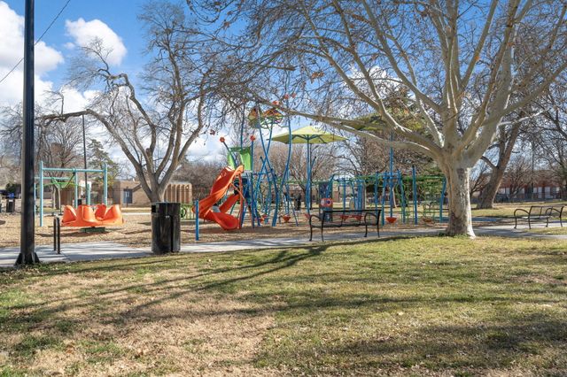 216 Aliso Drive SE, Albuquerque, NM 87108