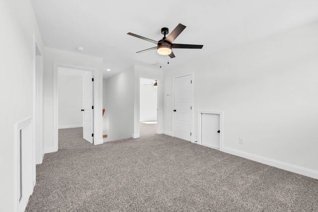 1338 Isaiah Dr, Clarksville, TN 37042