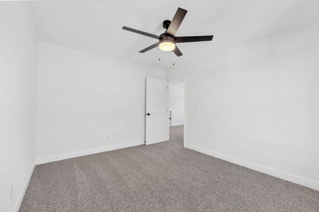 1338 Isaiah Dr, Clarksville, TN 37042