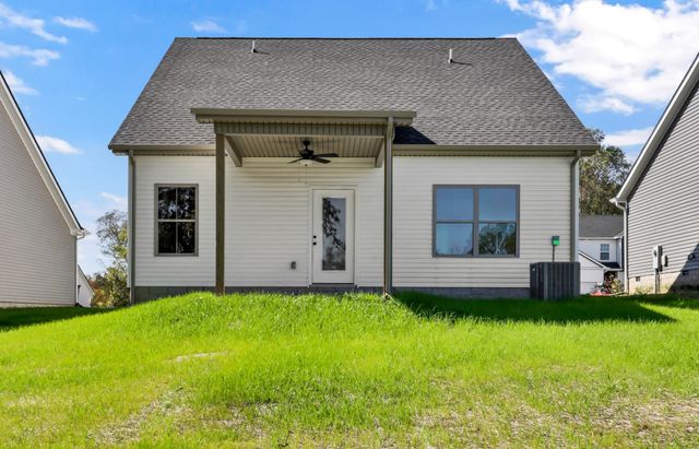 1338 Isaiah Dr, Clarksville, TN 37042