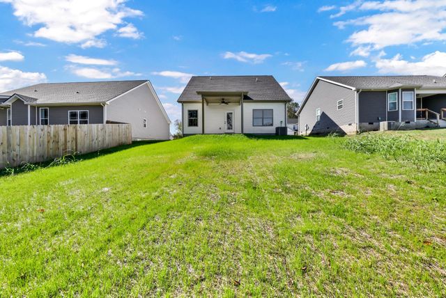 1338 Isaiah Dr, Clarksville, TN 37042