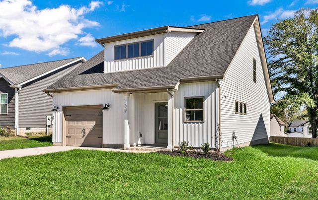 1338 Isaiah Dr, Clarksville, TN 37042