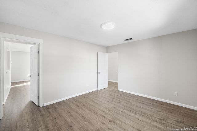 8010 Chestnut Gate, Converse, TX 78109