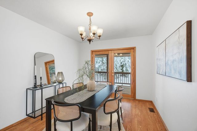 30324 N Elk Chattaroy Rd, Chattaroy, WA 99003