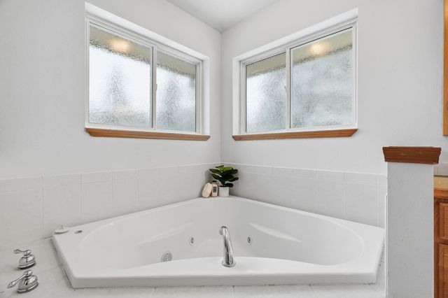 30324 N Elk Chattaroy Rd, Chattaroy, WA 99003