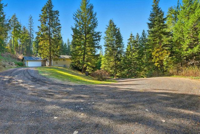 30324 N Elk Chattaroy Rd, Chattaroy, WA 99003