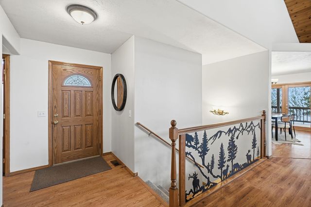 30324 N Elk Chattaroy Rd, Chattaroy, WA 99003