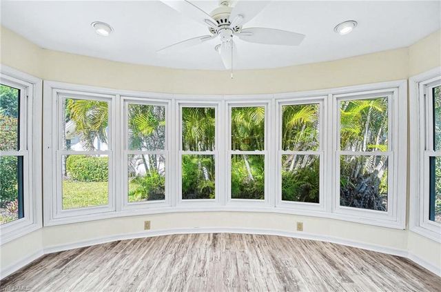 740 Bald Eagle DR # 40, Naples, FL 34105