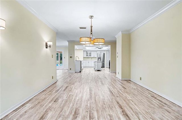 740 Bald Eagle DR # 40, Naples, FL 34105