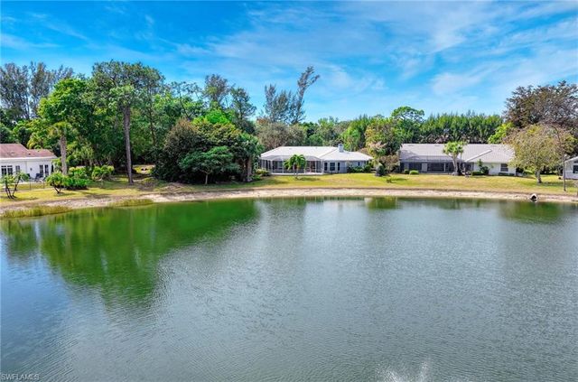 740 Bald Eagle DR # 40, Naples, FL 34105