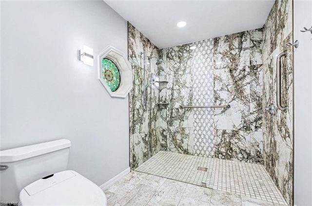 740 Bald Eagle DR # 40, Naples, FL 34105