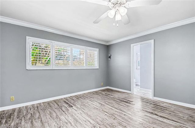 740 Bald Eagle DR # 40, Naples, FL 34105