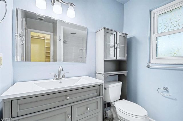 740 Bald Eagle DR # 40, Naples, FL 34105