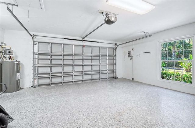 740 Bald Eagle DR # 40, Naples, FL 34105