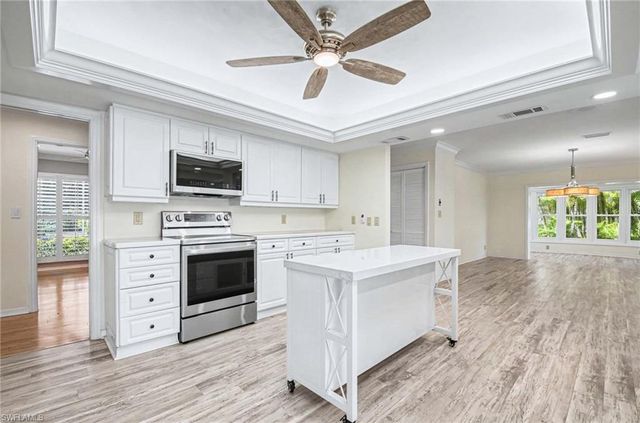 740 Bald Eagle DR # 40, Naples, FL 34105