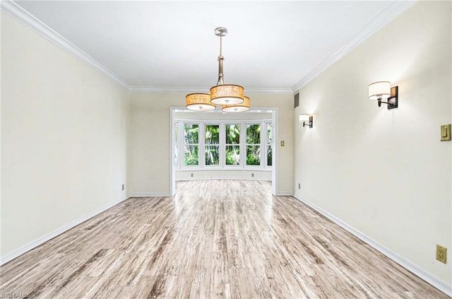 740 Bald Eagle DR # 40, Naples, FL 34105