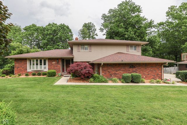 1640 Ridge Hill Lane, Indianapolis, IN 46217