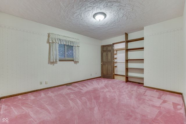 1640 Ridge Hill Lane, Indianapolis, IN 46217