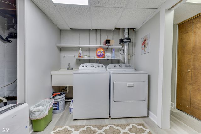 1640 Ridge Hill Lane, Indianapolis, IN 46217