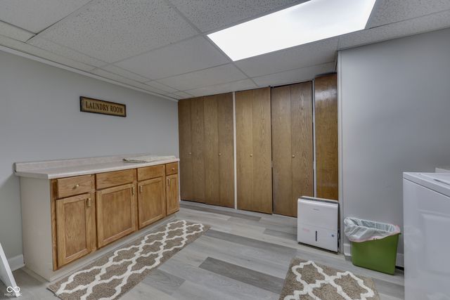 1640 Ridge Hill Lane, Indianapolis, IN 46217