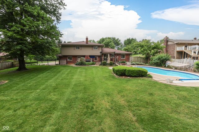 1640 Ridge Hill Lane, Indianapolis, IN 46217