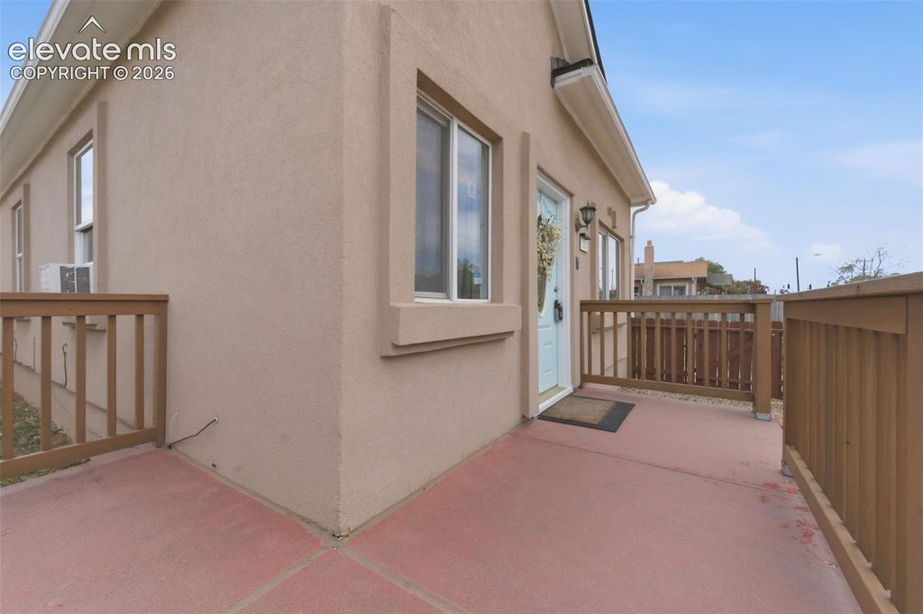 523 S Hancock Avenue, Colorado Springs, CO 80903 — photo 3