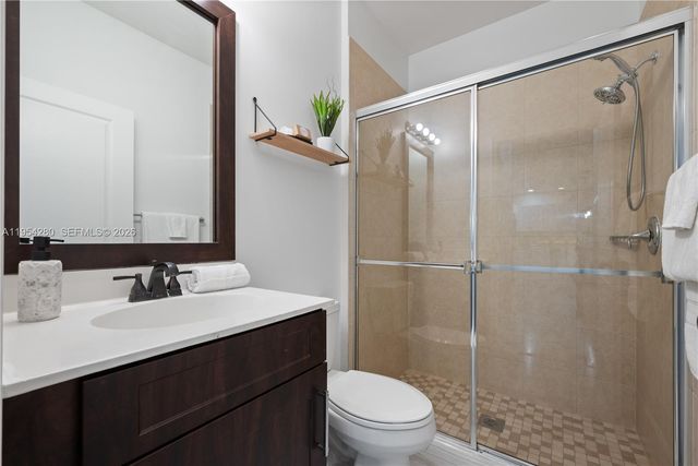 4184 Cascada Cir, Cooper City, FL 33024