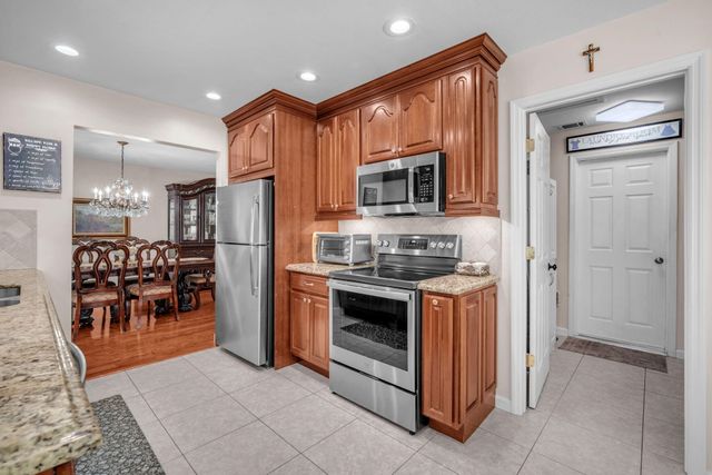 9341 SW 1st Place, Boca Raton, FL 33428