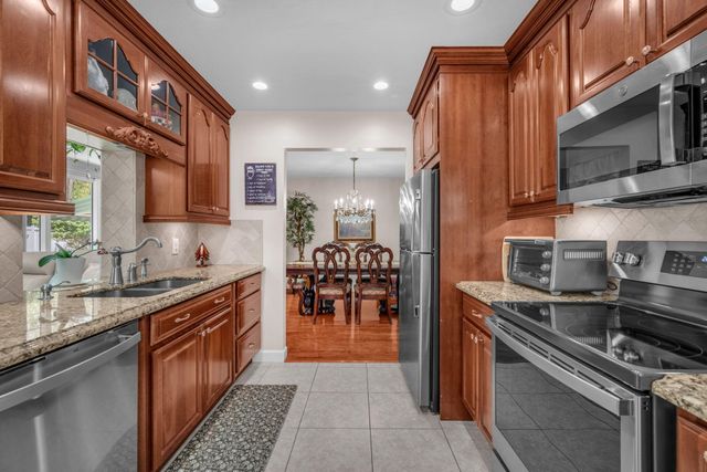 9341 SW 1st Place, Boca Raton, FL 33428